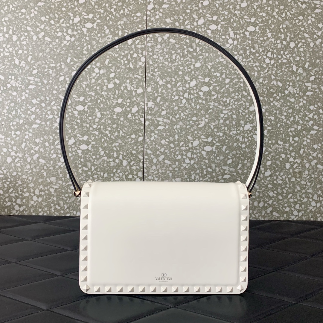 Valentino Garavani Rockstud Big Shoulder Bag in Ivory Smooth Leather